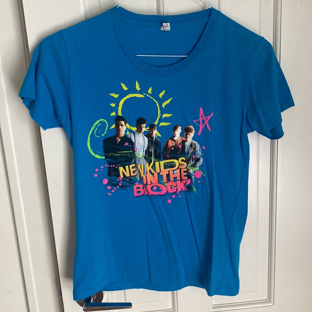 Retro New Kids on the Block concert t-shirt